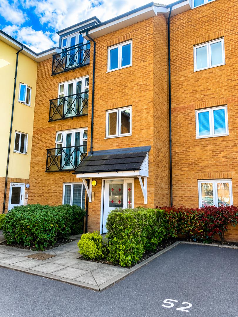 2 Bedroom Flat For Rent Bryanstone Road, Waltham Cross